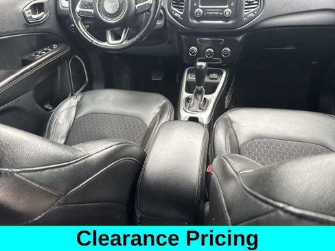 Used 2018 Jeep Compass Latitude FWD image 35
