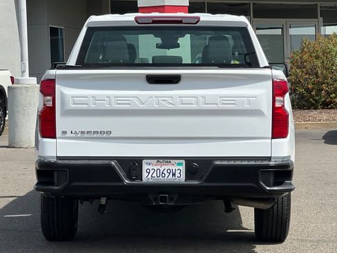Used 2024 Chevrolet Silverado 1500 W/T w/ Trailering Package AWD/4WD image 8