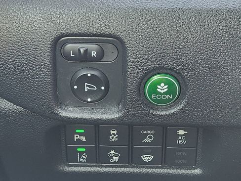 Certified 2022 Honda Ridgeline Black Edition image 22