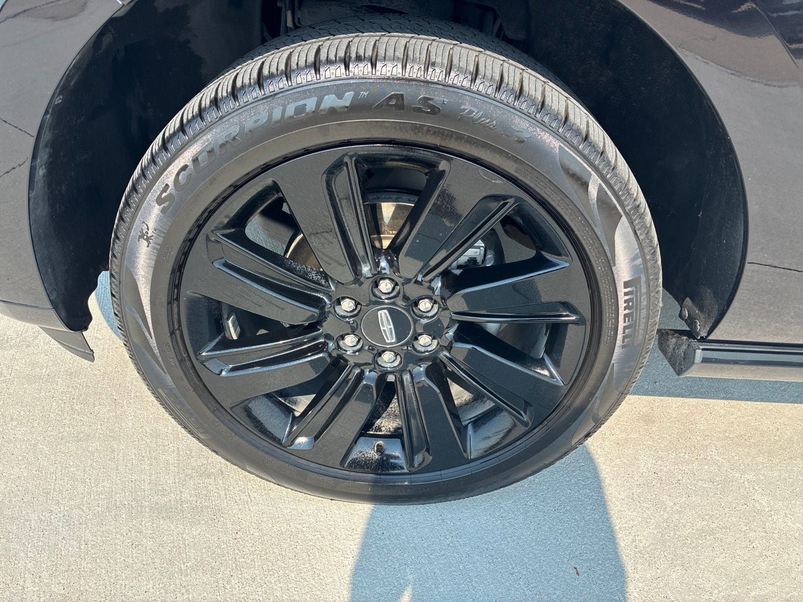 Used 2024 Lincoln Navigator Reserve AWD/4WD image 13
