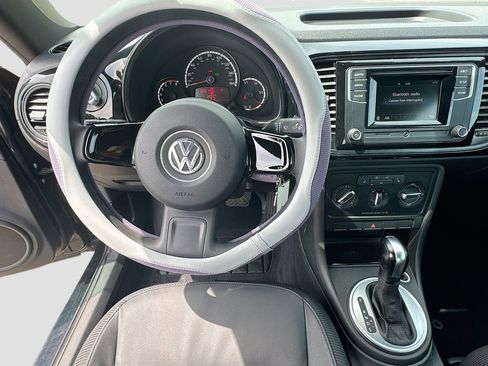 Used 2016 Volkswagen Beetle 1.8T FWD image 12
