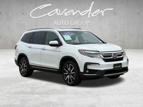 Used 2022 Honda Pilot Touring image 2