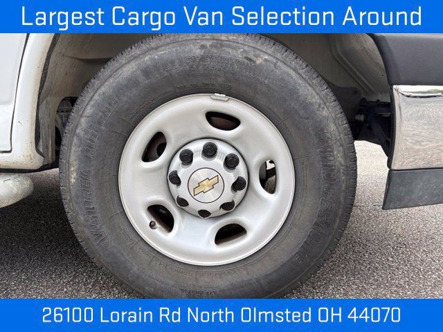 Used 2025 Chevrolet Express 2500 w/ Driver Convenience Package RWD image 19