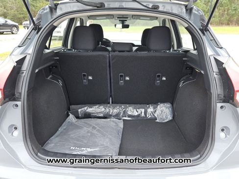 Used 2024 Nissan Kicks SV w/ Interior Electronics Package image 6