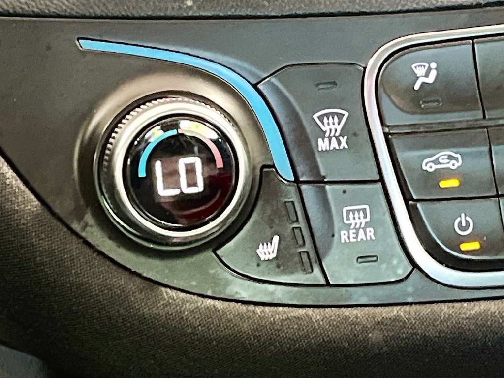 Used 2025 Chevrolet Malibu LT FWD image 19