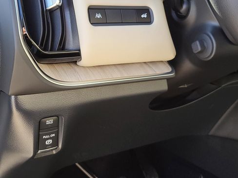 New 2026 Nissan Armada Platinum image 22