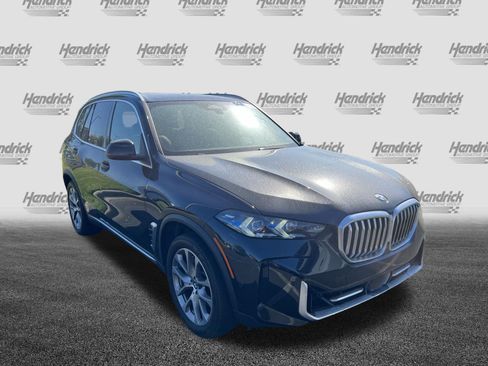 Certified 2024 BMW X5 xDrive40i w/ Premium Package AWD/4WD image 2