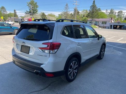 Used 2024 Subaru Forester Limited AWD/4WD image 5