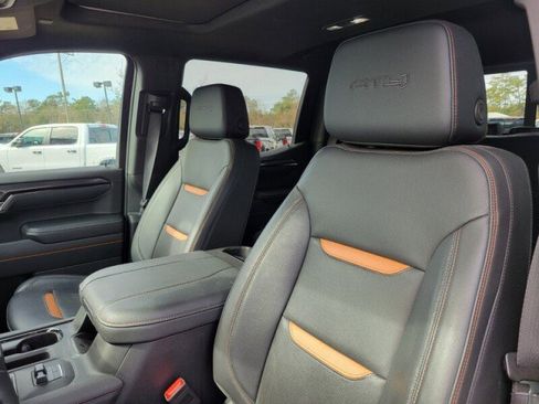 Used 2024 GMC Sierra 1500 AT4 w/ Technology Package image 12