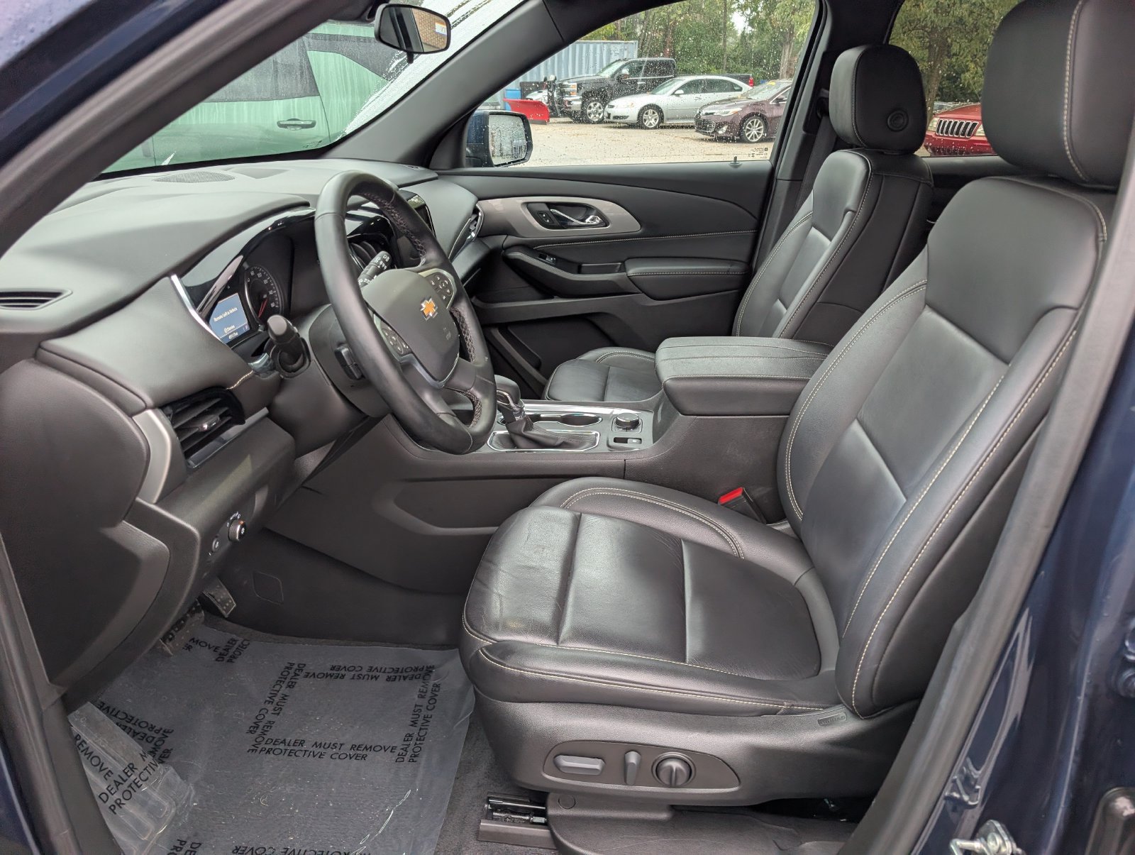 Used 2023 Chevrolet Traverse LT AWD/4WD image 19