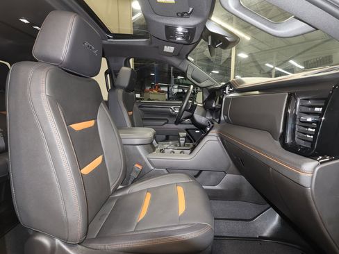 Certified 2024 GMC Sierra 1500 AT4 w/ AT4 Carbonpro Edition image 27