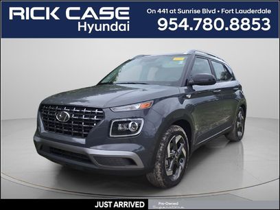 Used 2023 Hyundai Venue Limited w/ Cargo Package
