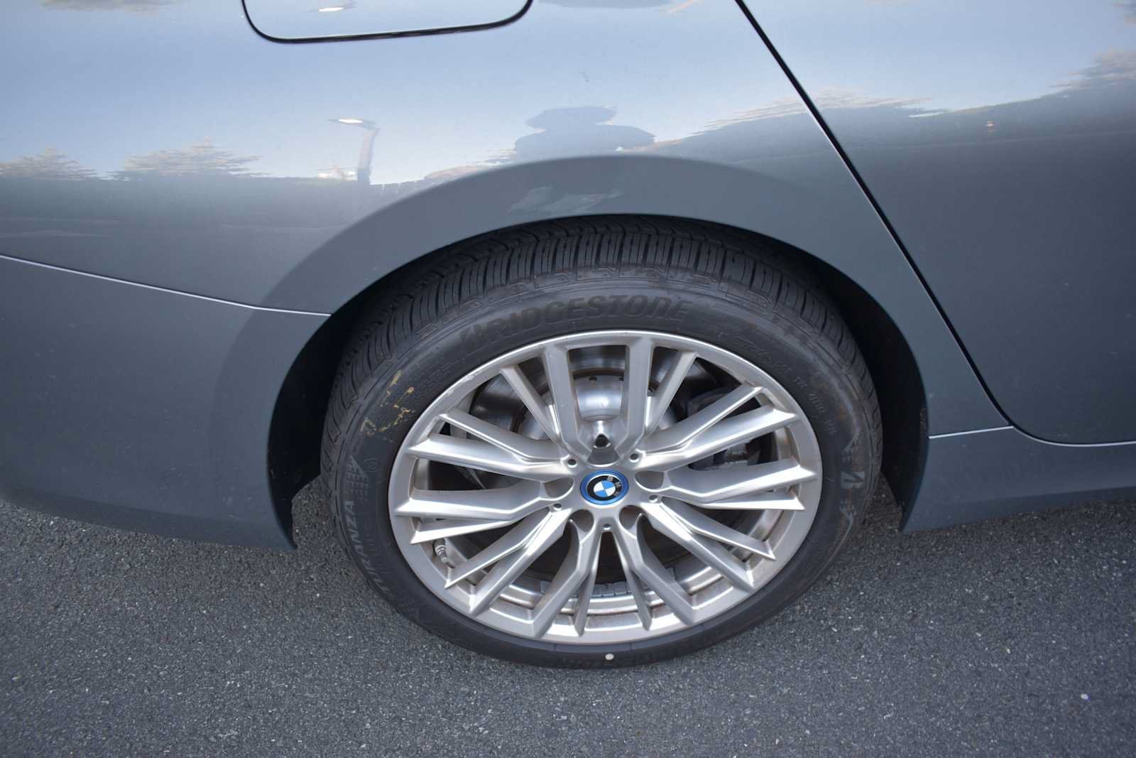 Used 2023 BMW 330e xDrive w/ Premium Package AWD/4WD image 22