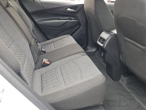 Used 2024 Chevrolet Equinox LT FWD image 27