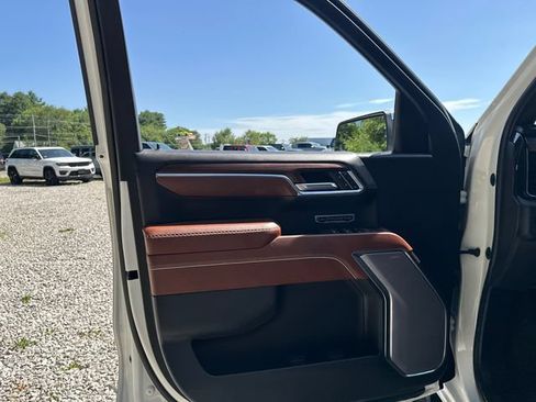 Used 2023 GMC Sierra 1500 Denali Ultimate AWD/4WD image 24