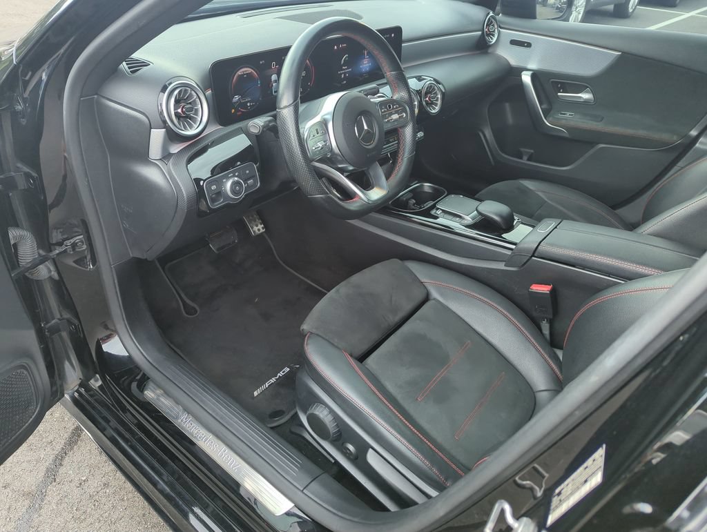 Used 2022 Mercedes-Benz A 220 image 11