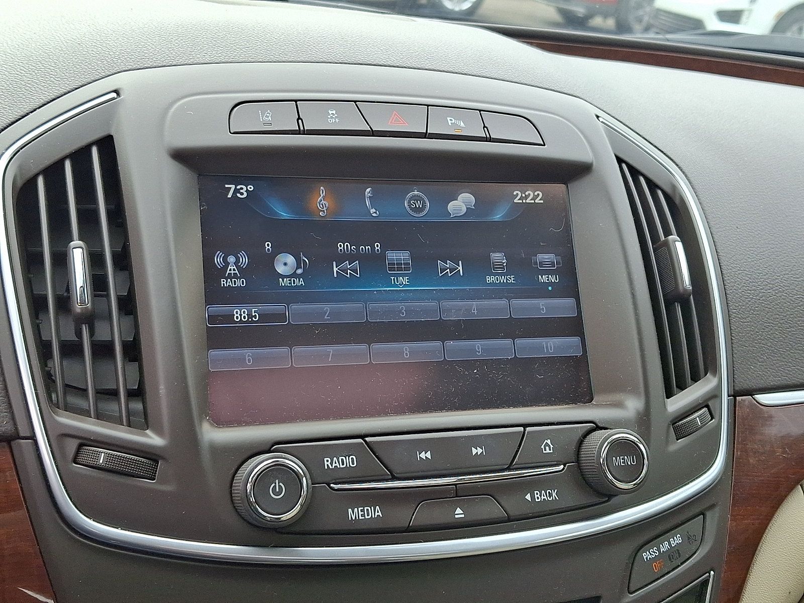 Used 2016 Buick Regal Premium w/ Driver Confidence Package #1 FWD image 16