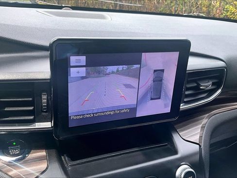 Used 2020 Ford Explorer Limited RWD image 29
