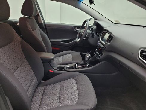 Used 2019 Hyundai Ioniq Plug-In Hybrid FWD image 21