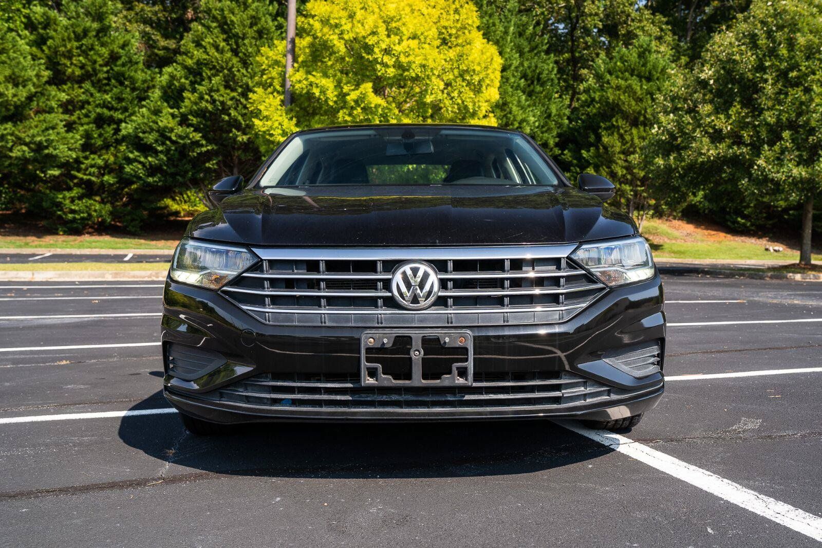 Used 2021 Volkswagen Jetta SE FWD image 14