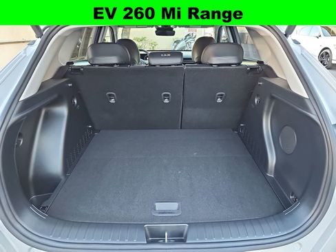 Used 2025 Hyundai Kona Limited image 23