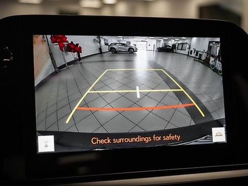 Used 2025 Lexus UX 300h FWD image 15
