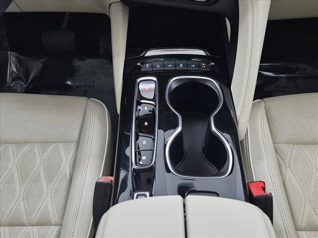 Used 2023 Buick Envision Avenir AWD/4WD image 12