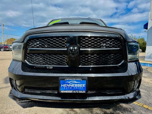 Used 2015 RAM 1500 Express w/ Black Ram 1500 Express Group RWD image 14