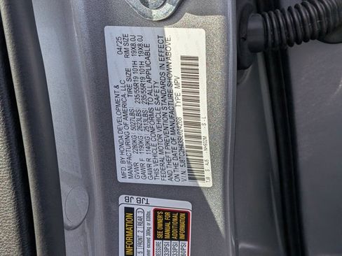 Certified 2025 Acura RDX SH-AWD image 23