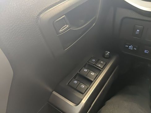 Used 2023 Toyota Tacoma SR5 w/ Technology Package image 25