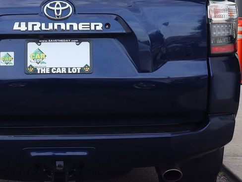 Used 2017 Toyota 4Runner SR5 image 20