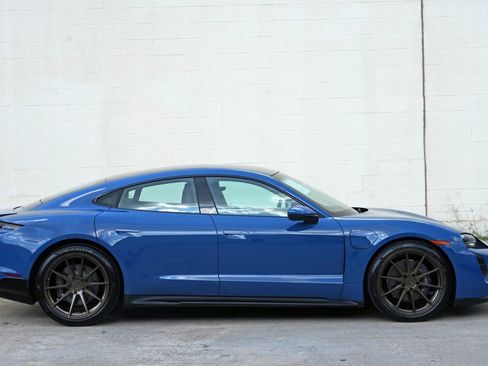 Used 2023 Porsche Taycan w/ Premium Package RWD image 56