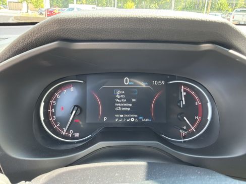 Used 2025 Toyota RAV4 LE FWD image 21