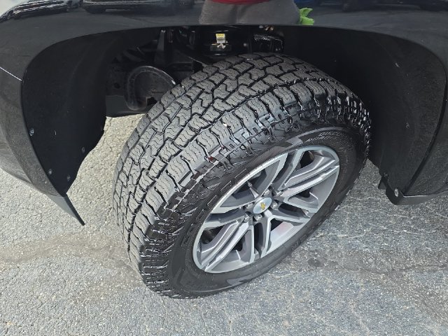 Used 2021 Chevrolet Colorado W/T w/ Custom Special Edition AWD/4WD image 32