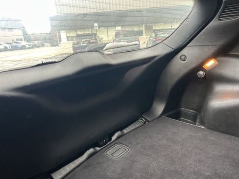 Used 2025 Jeep Compass Latitude image 9