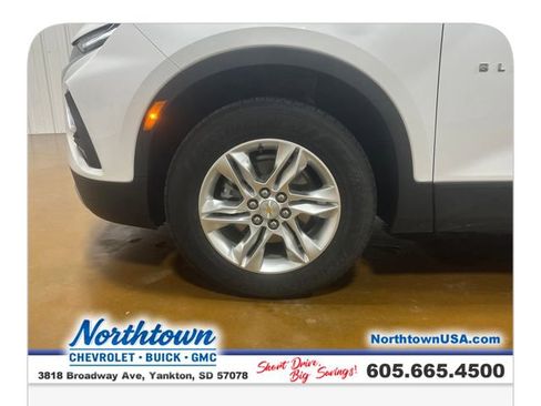 Used 2022 Chevrolet Blazer LT w/ LPO, Floor Liner Package AWD/4WD image 25