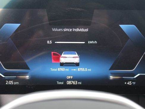 Used 2025 BMW i5 xDrive40 w/ Premium Package image 16