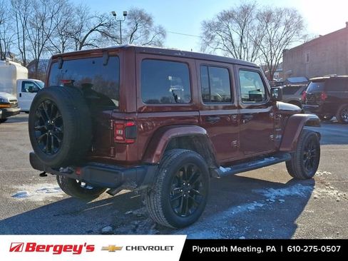Used 2021 Jeep Wrangler Unlimited Sahara w/ Cold Weather Group image 8