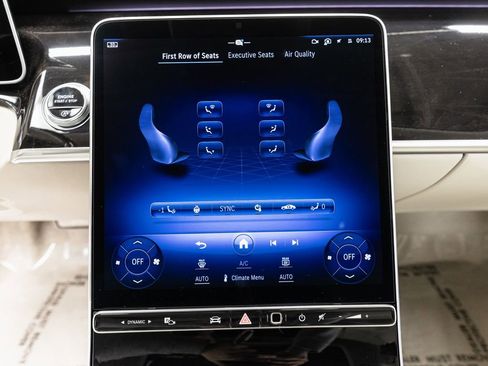 Certified 2024 Mercedes-Benz Maybach S 580 4MATIC image 18