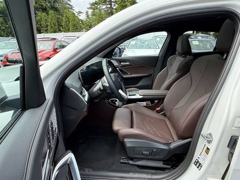 Used 2025 BMW X2 xDrive28i w/ Premium Package AWD/4WD image 22