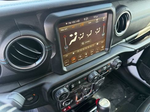 Used 2023 Jeep Wrangler Unlimited Rubicon 4xe w/ Cold Weather Group AWD/4WD image 23