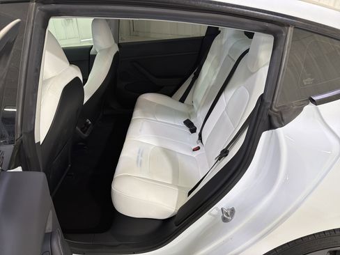 Used 2023 Tesla Model 3 Performance image 12