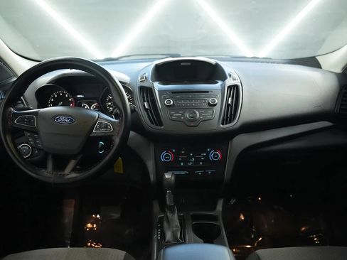 Used 2017 Ford Escape SE FWD image 20