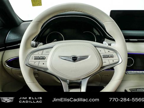 Used 2025 Genesis Electrified GV70 AWD/4WD image 9