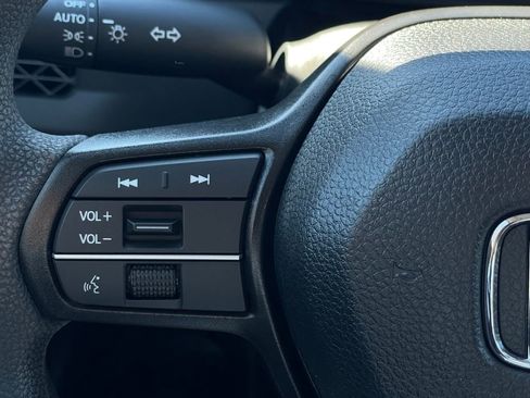 Certified 2025 Honda Accord SE image 15