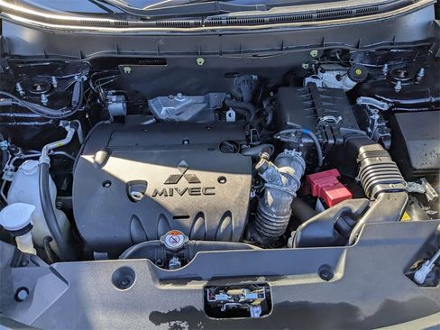 Used 2025 Mitsubishi Outlander Sport SE image 39