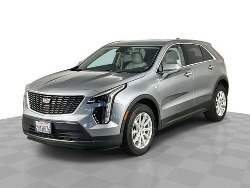 Used 2023 Cadillac XT4 Luxury FWD image 1