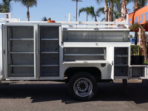 Used 2021 RAM 5500 Tradesman w/ Max Tow Package RWD image 6
