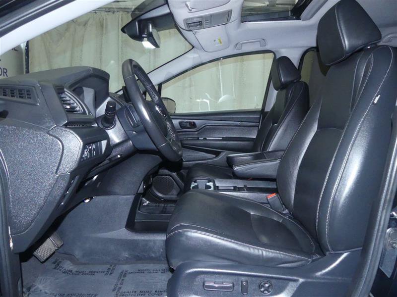Used 2023 Honda Odyssey EX-L image 21