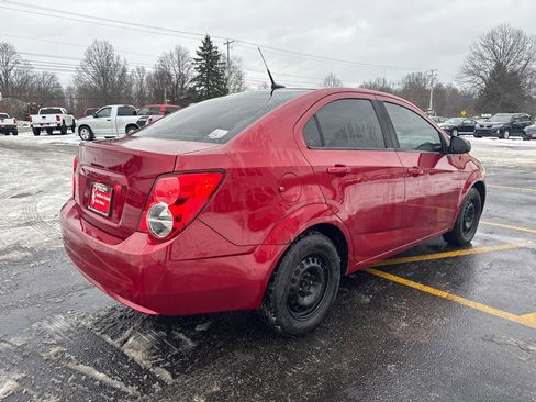 Used 2013 Chevrolet Sonic LS image 6